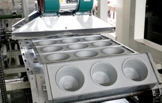 山東餐盒機(jī)哪家性價(jià)比高，真空成型機(jī)廠家推薦
